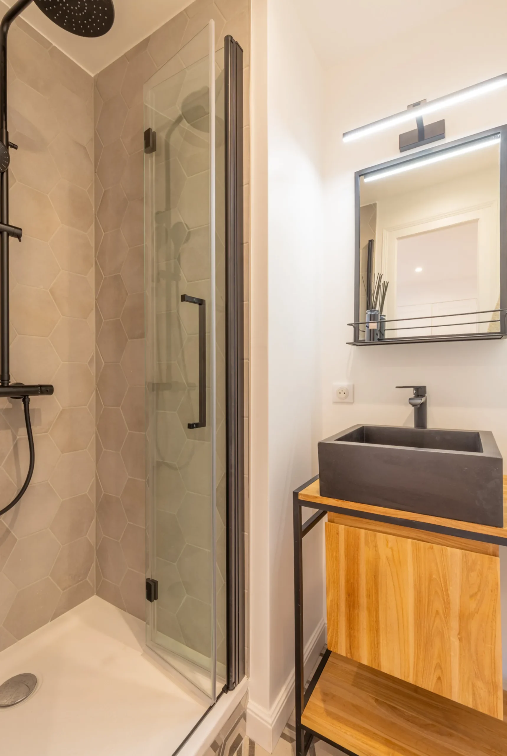 louis-revon-sophie-antonelli-architecte-interieur-vasque